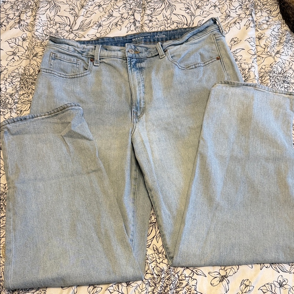 Old Navy Women's Light Blue Straight Leg Jeans